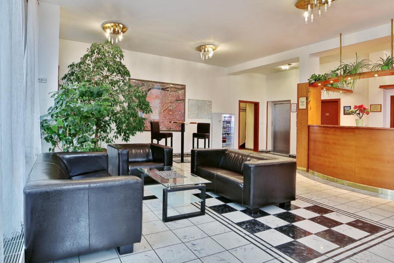 Attic Hotel Prague Exterior photo